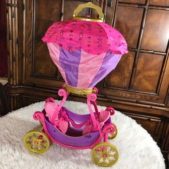 Barbie 2pc Collapsible Convertible Sparkle Hot Air Balloon and Carriage - Picture 6 of 16